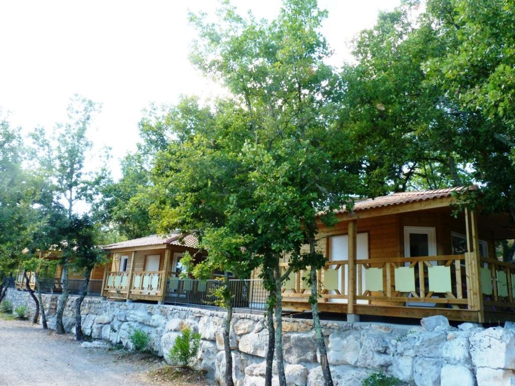 Rev'ôthijol Vacances Saint Alban Auriolles Habitación foto