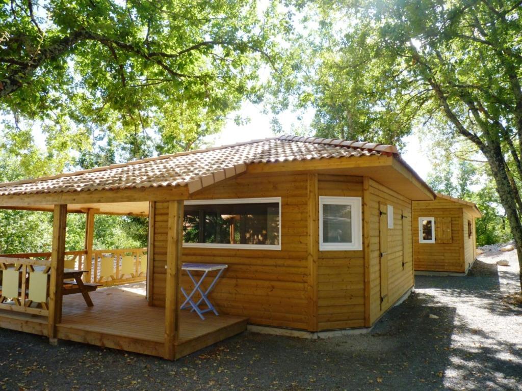 Rev'ôthijol Vacances Saint Alban Auriolles Habitación foto